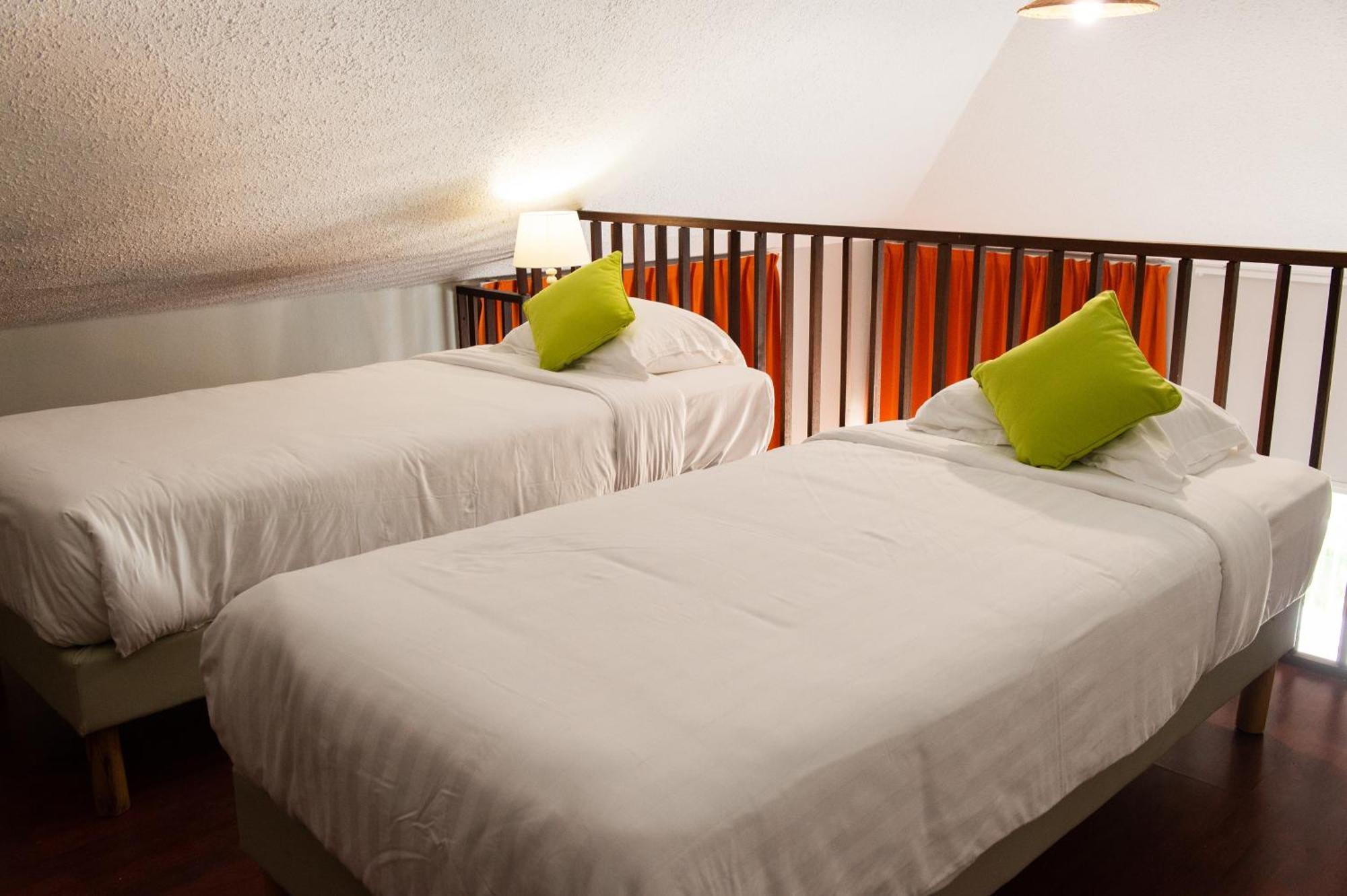 Hotel Fregate Bleue Le Francois Room photo